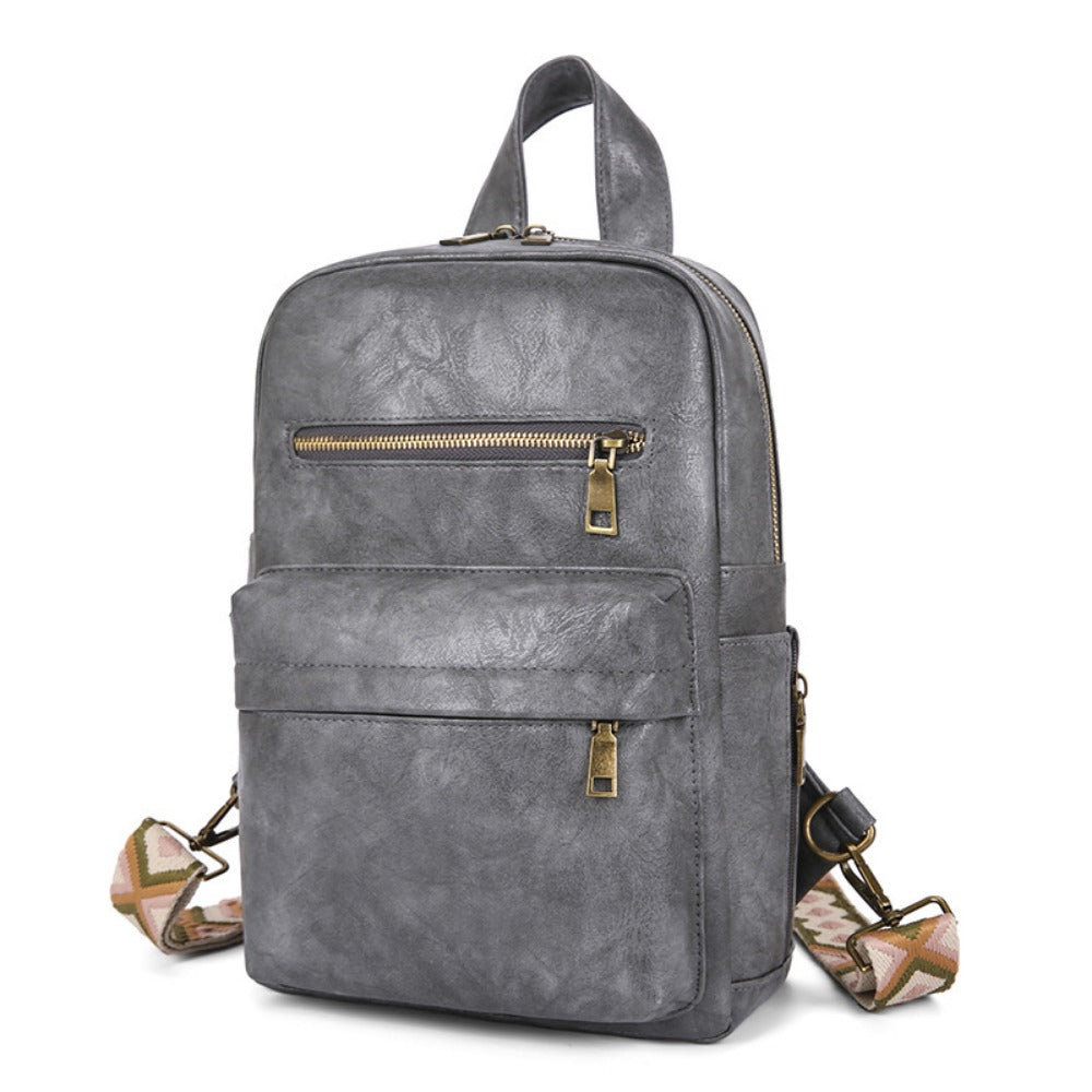 Wholesale Western Style Retro Fashion Commuter Backpack